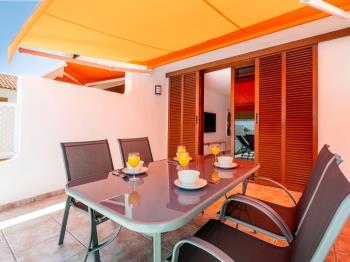 196 Parque Santiago 2, big terrace, pool side